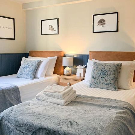 The Griffin Inn Bath Bagian luar foto